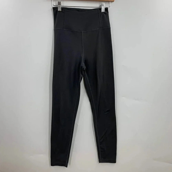 Girlfriend Collective Women's Compressive High Rise Cropped Leggings‎ Size S - Picture 1 of 12